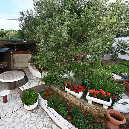 Apartment Mihovilovic Slatine Εξωτερικό φωτογραφία