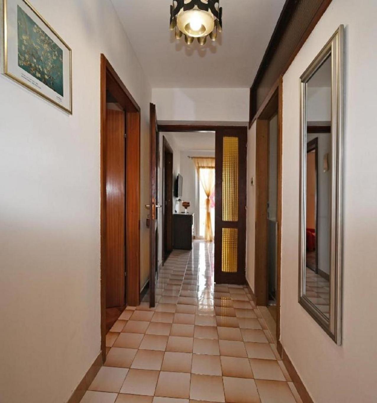 Apartment Mihovilovic Slatine Εξωτερικό φωτογραφία
