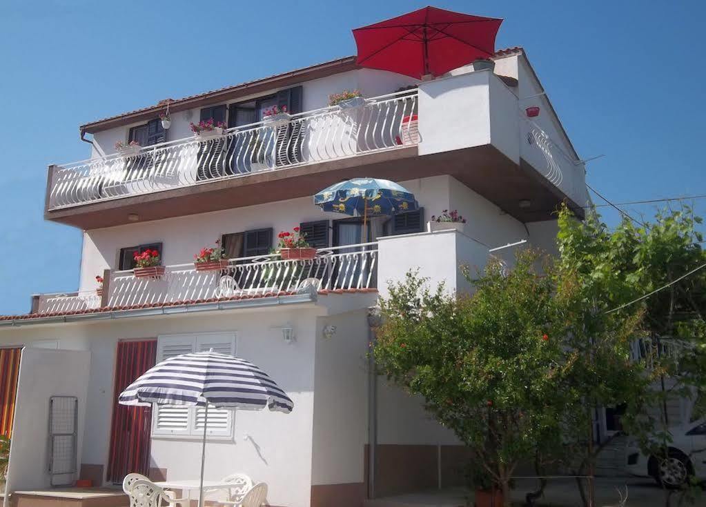 Apartment Mihovilovic Slatine Εξωτερικό φωτογραφία