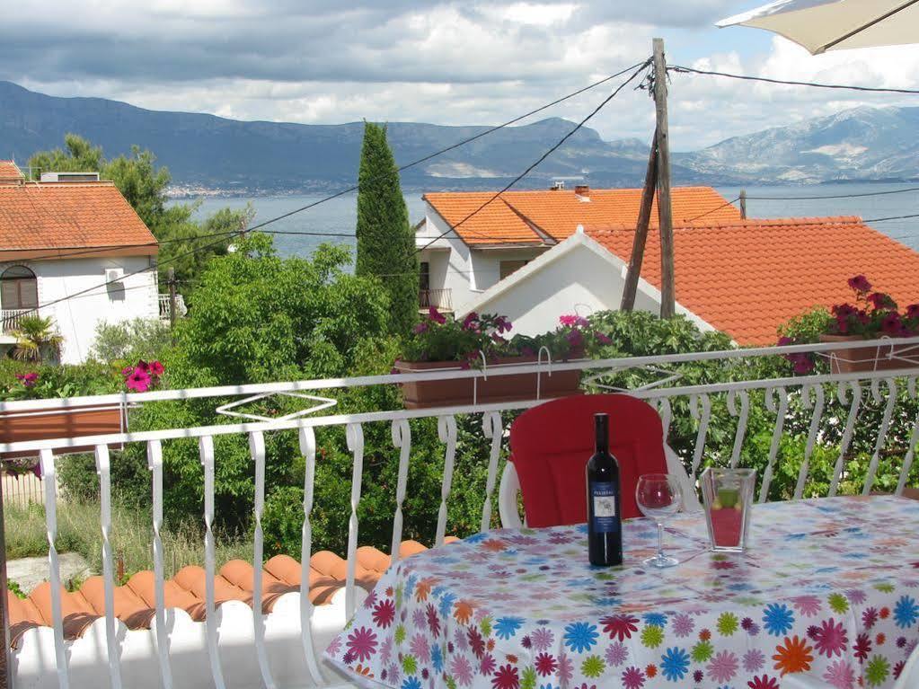 Apartment Mihovilovic Slatine Εξωτερικό φωτογραφία